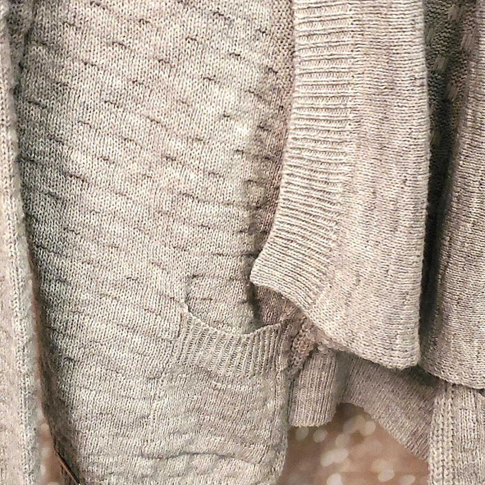 Cardigan - Picture 3 of 7